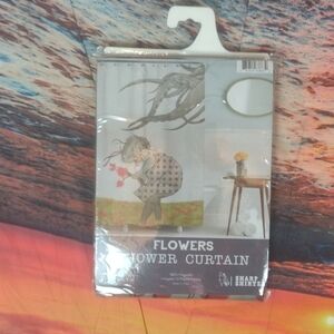 Sharp shirter flower shower curtain 70.8x72"